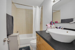 12 Bathroom 01 - Lake Worth Homes